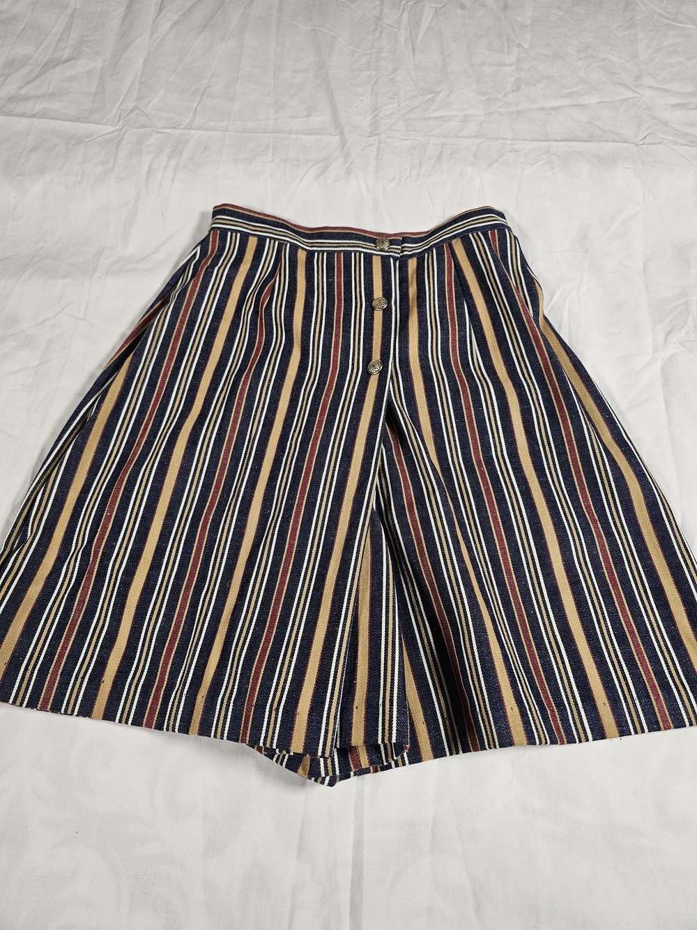 Vintage Lady Stoneswear High-Waist Striped Shorts Skort in Navy, Tan & Red Small